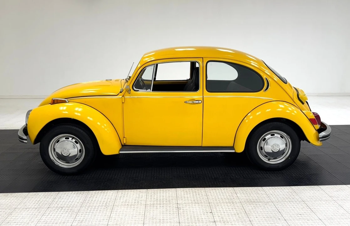 1971 Volkswagen Super Beetle - Image 2 of 12
