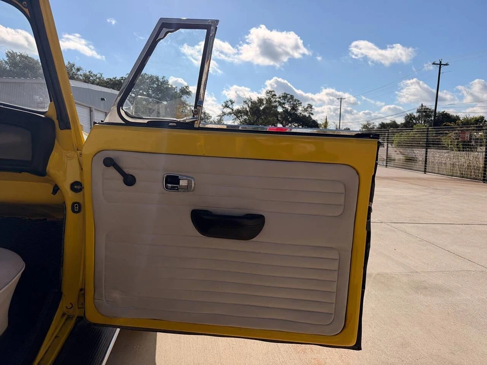 1971 Volkswagen Super Beetle - Image 24 of 31