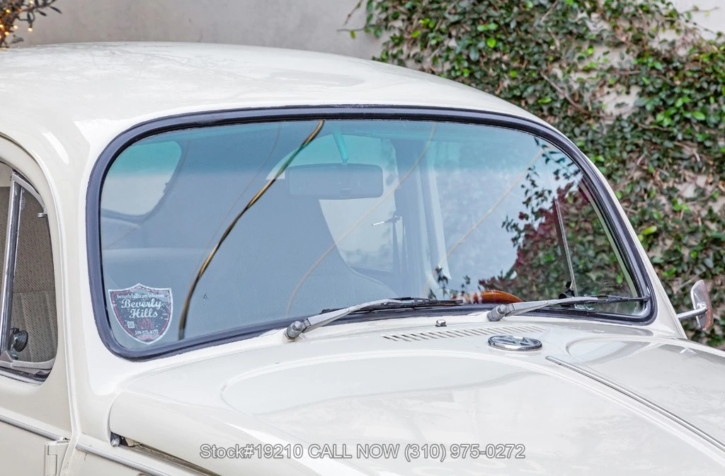 1971 Volkswagen Super Beetle - Image 9 of 12