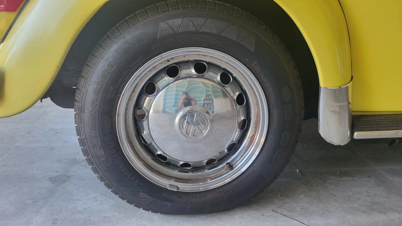 1971 Volkswagen Super Beetle - Image 13 of 31