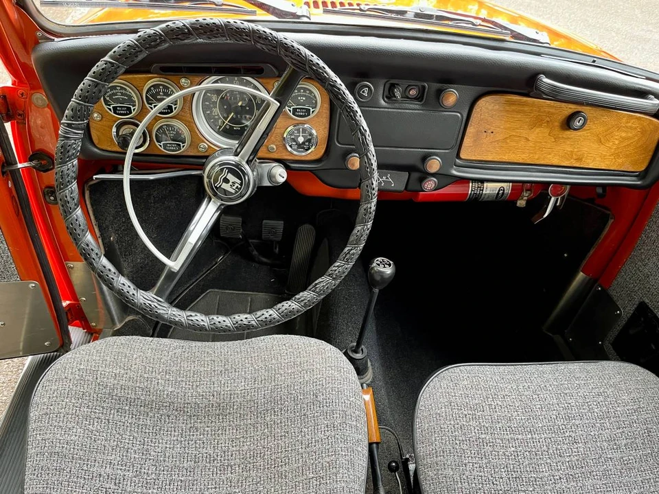 1971 Volkswagen Super Beetle - Image 7 of 17
