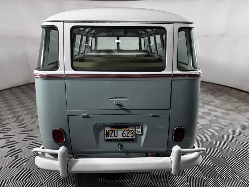 1971 Volkswagen Split-Window Bus - Image 2 of 10