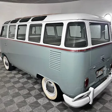 1971 Volkswagen T1 Samba Bus