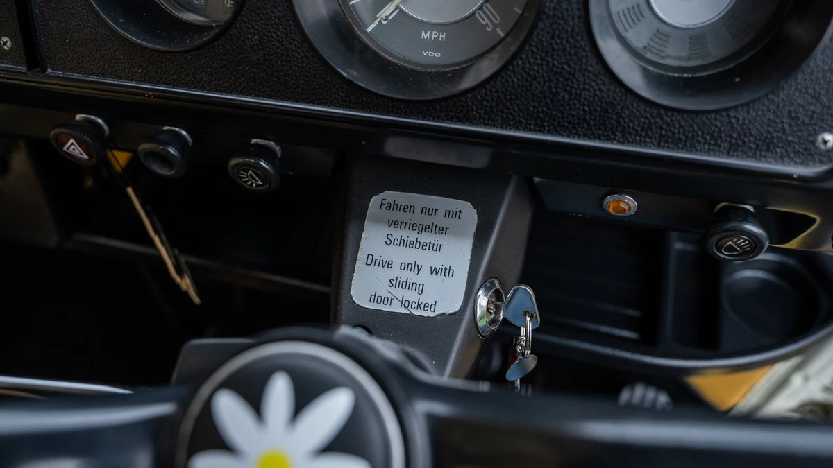 1971 Volkswagen Bay-Window Camper - Image 30 of 30