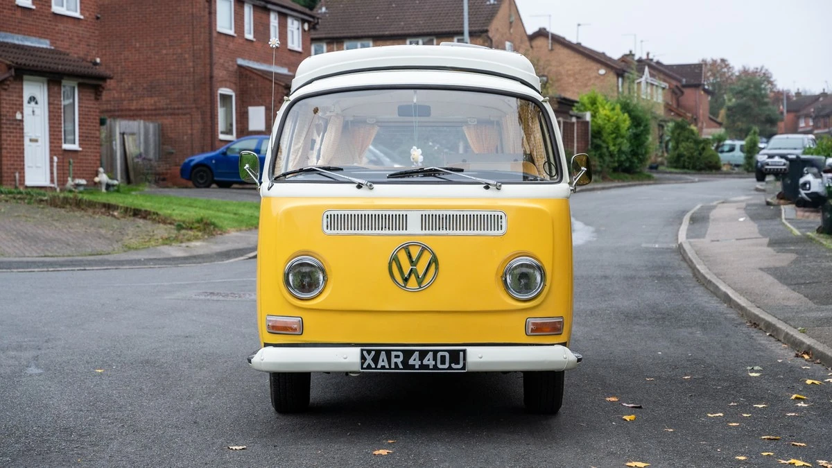 1971 Volkswagen Bay-Window Camper - Image 2 of 30