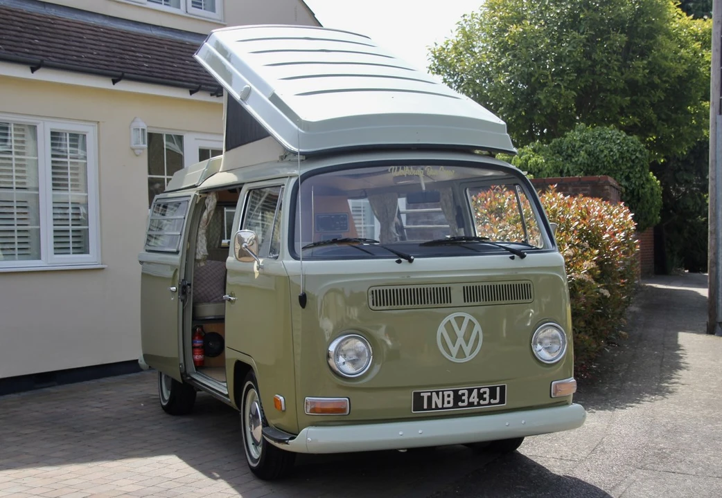 1971 Volkswagen Bay-Window Camper - Image 6 of 30