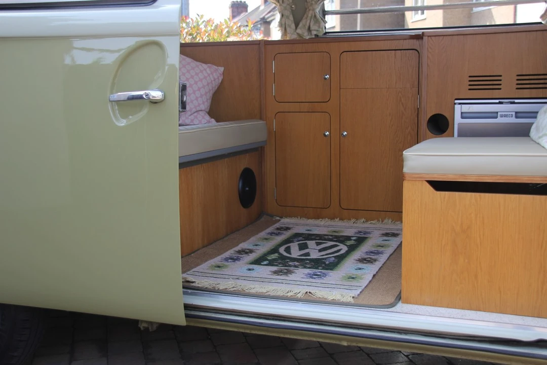 1971 Volkswagen Bay-Window Camper - Image 26 of 30