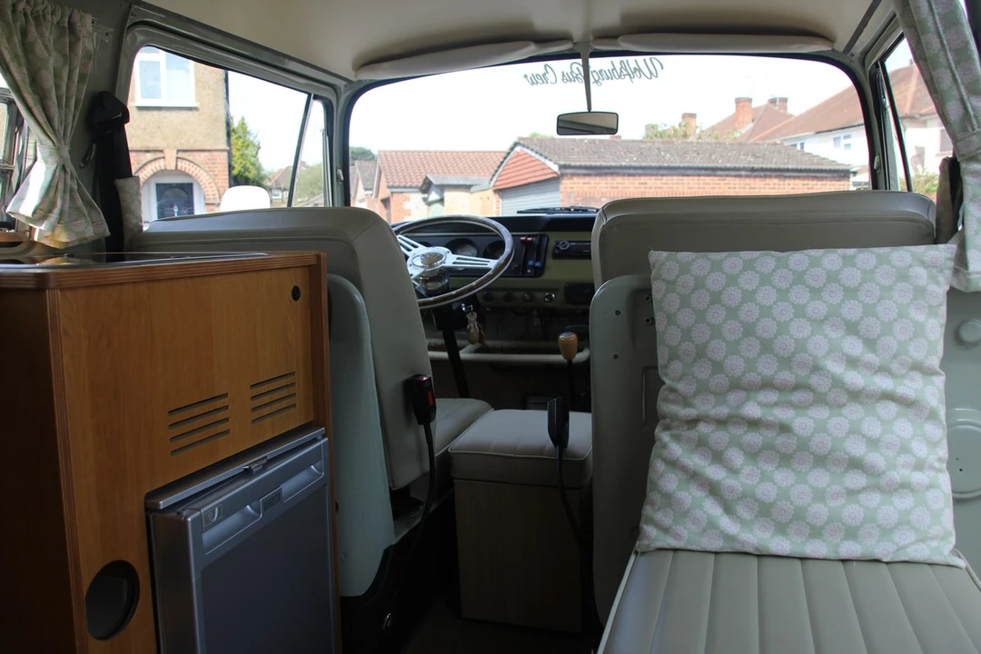 1971 Volkswagen Bay-Window Camper - Image 27 of 30