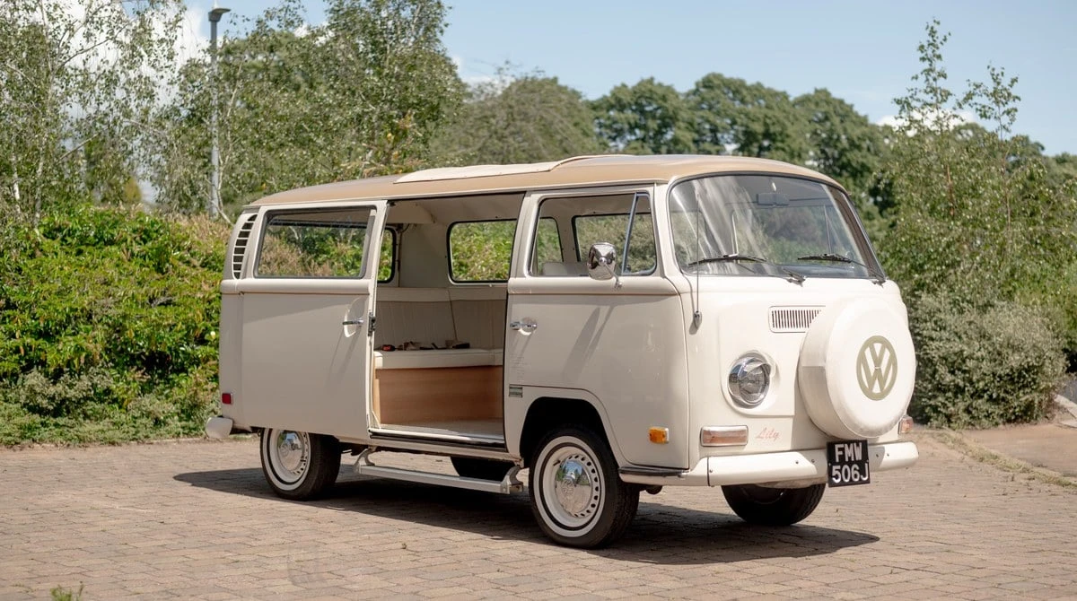 1971 Volkswagen Bay-Window Bus - Image 15 of 30