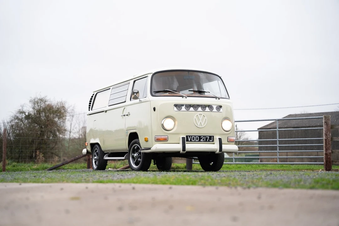1971 Volkswagen Bay-Window Camper - Image 16 of 30