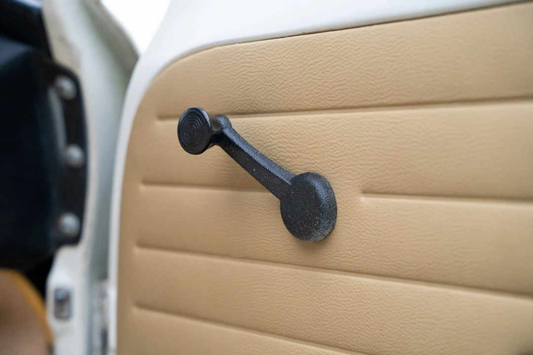 1971 Volkswagen Bay-Window Camper - Image 29 of 30