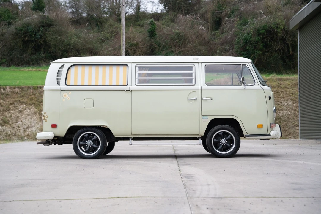 1971 Volkswagen Bay-Window Camper - Image 3 of 30