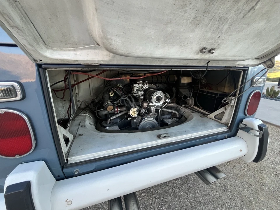 1971 Volkswagen Bay-Window Bus - Image 9 of 9