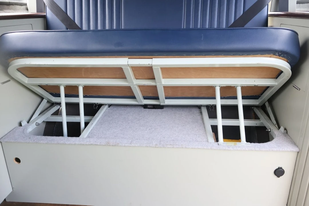 1971 Volkswagen Type 2 - Image 21 of 30