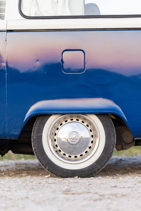 1971 Volkswagen Type 2 - Image 13 of 30