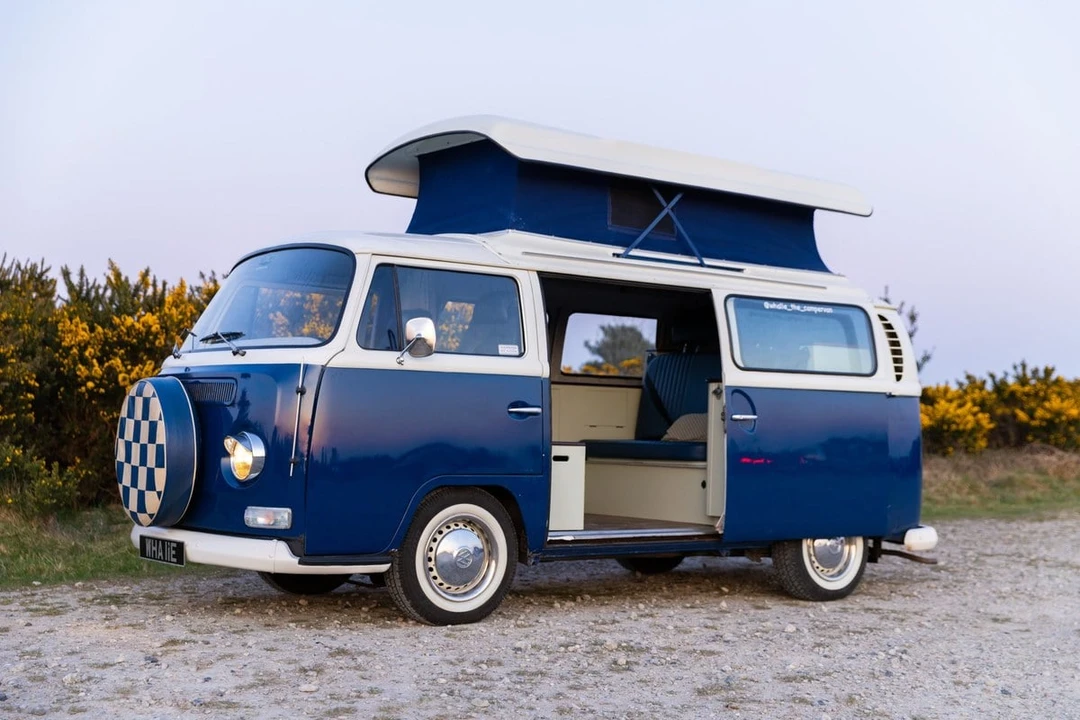 1971 Volkswagen Type 2 - Image 2 of 30