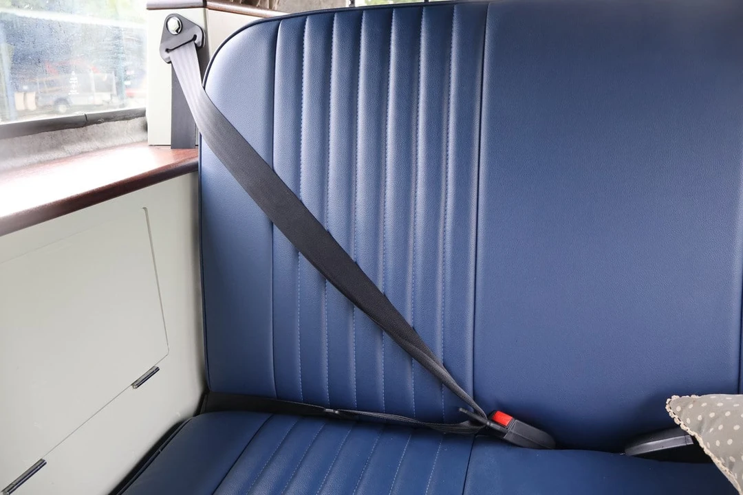 1971 Volkswagen Type 2 - Image 28 of 30