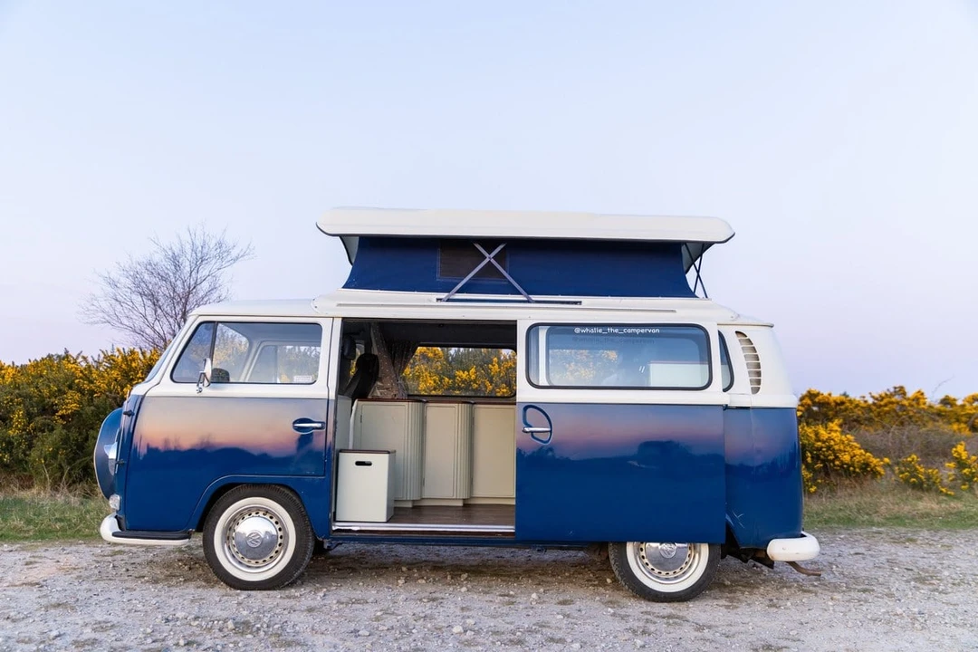1971 Volkswagen Type 2 - Image 3 of 30