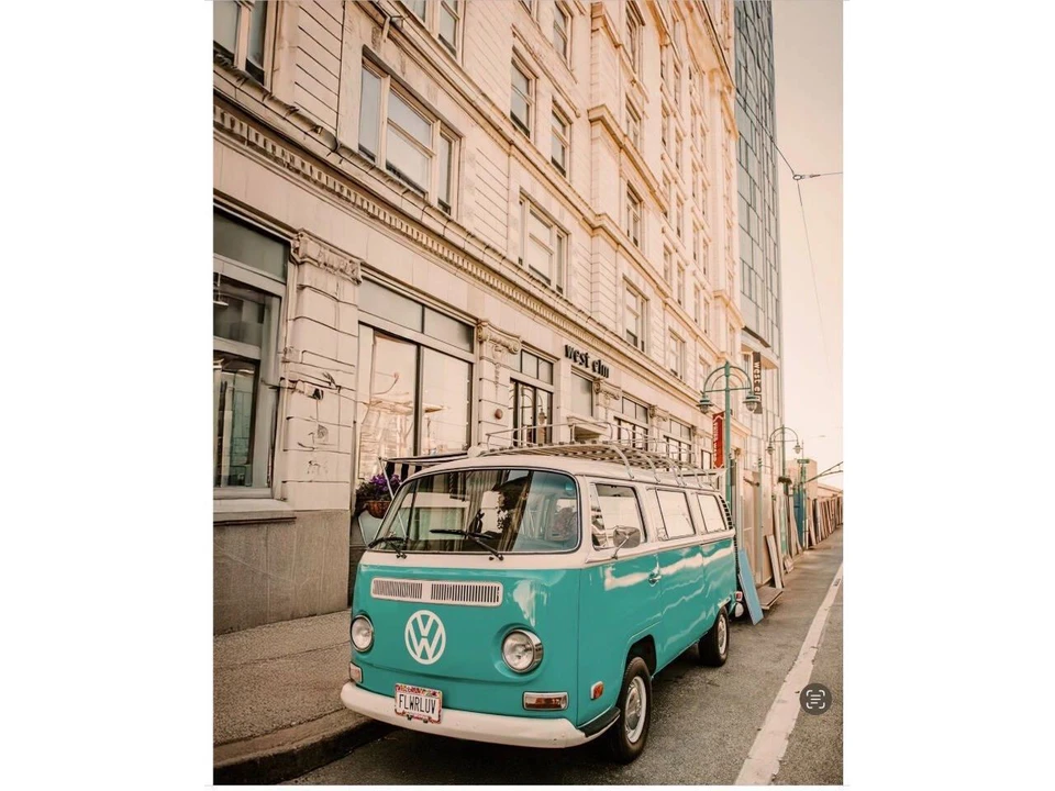 1971 Volkswagen Type 2 - Image 3 of 31