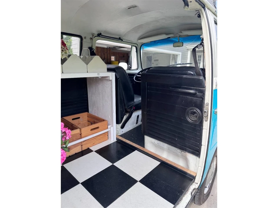 1971 Volkswagen Type 2 - Image 14 of 31