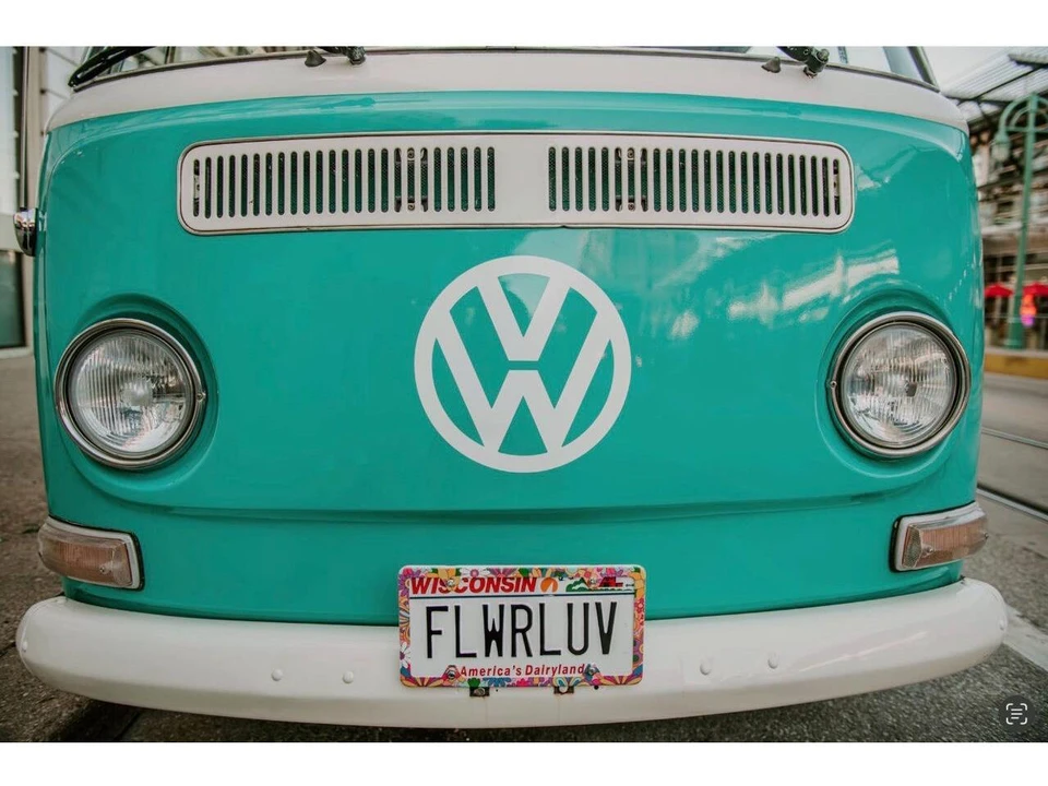 1971 Volkswagen Type 2 - Image 2 of 31