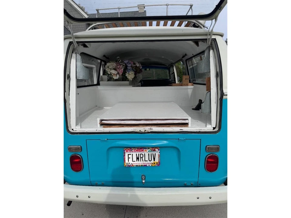 1971 Volkswagen Type 2 - Image 17 of 31