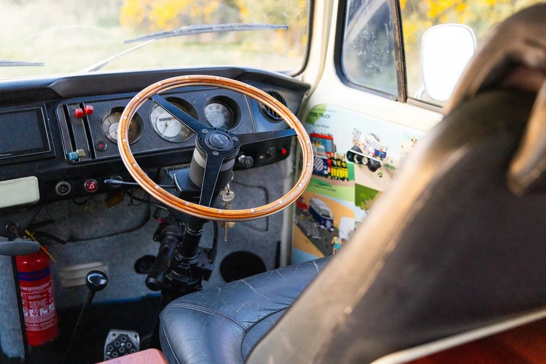 1971 Volkswagen Bay-Window Camper - Image 13 of 30