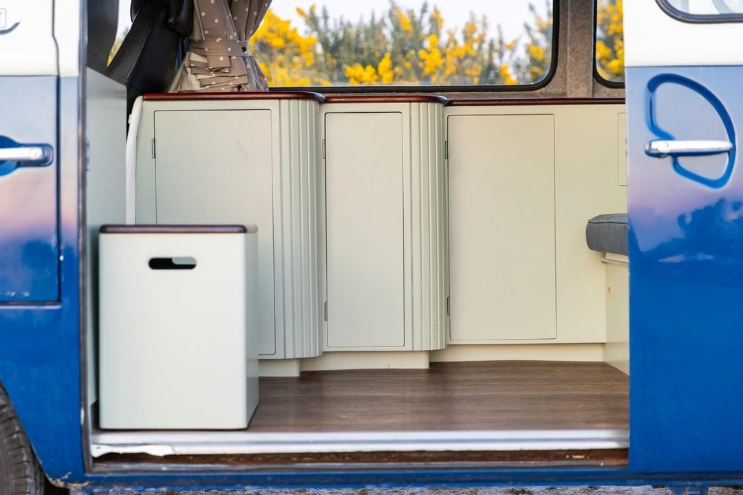 1971 Volkswagen Bay-Window Camper - Image 21 of 30