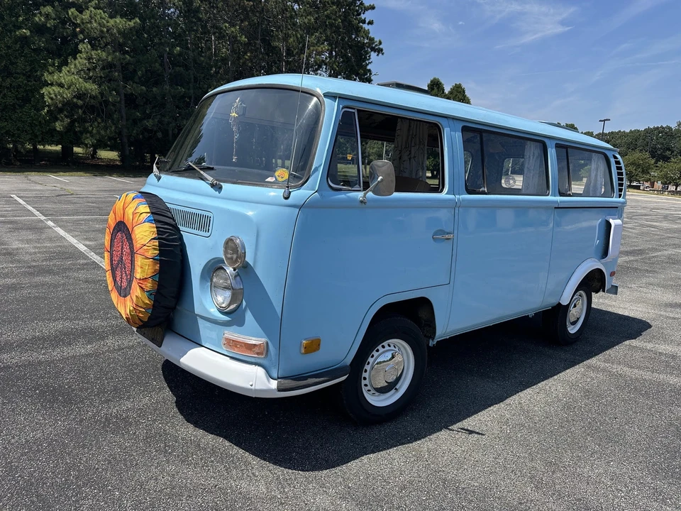 1971 Volkswagen Bay-Window Bus - Image 3 of 31