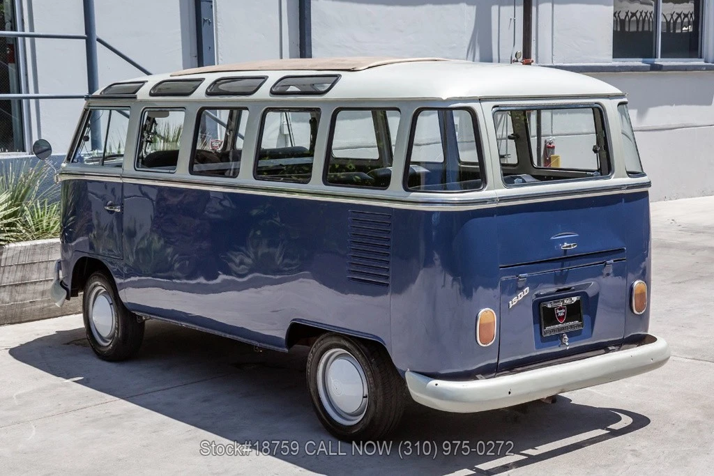 1971 Volkswagen Split-Window Bus - Image 7 of 12