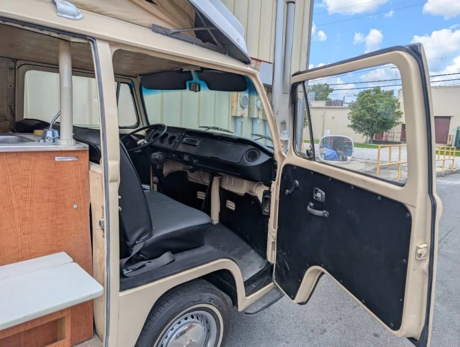 1971 Volkswagen Bay-Window Camper - Image 17 of 19