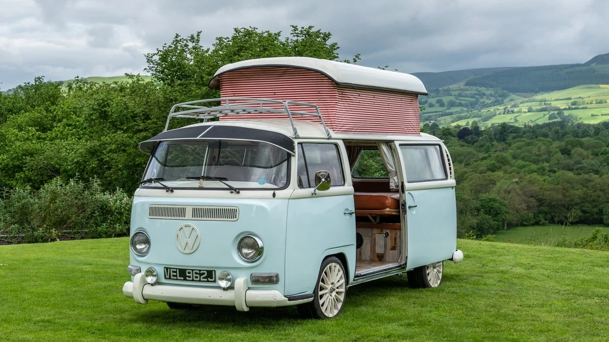 1971 Volkswagen Bay-Window Camper - Image 18 of 30