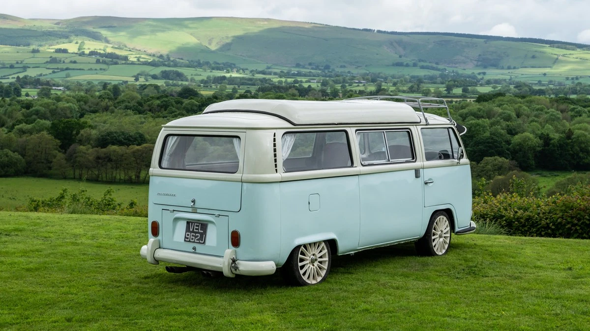 1971 Volkswagen Bay-Window Camper - Image 10 of 30