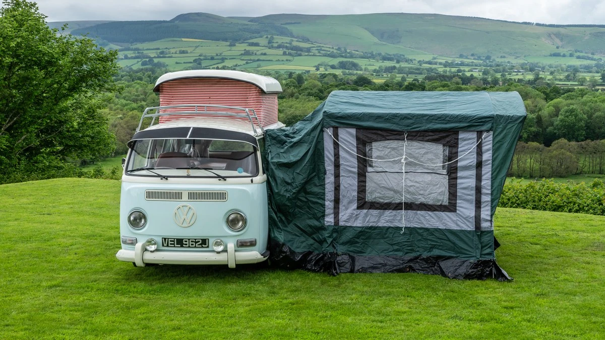 1971 Volkswagen Bay-Window Camper - Image 19 of 30