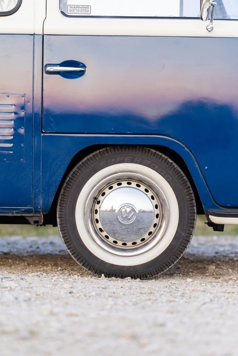 1971 Volkswagen Type 2 - Image 12 of 31