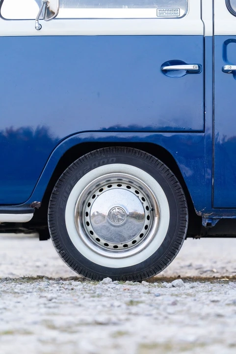 1971 Volkswagen Type 2 - Image 11 of 31
