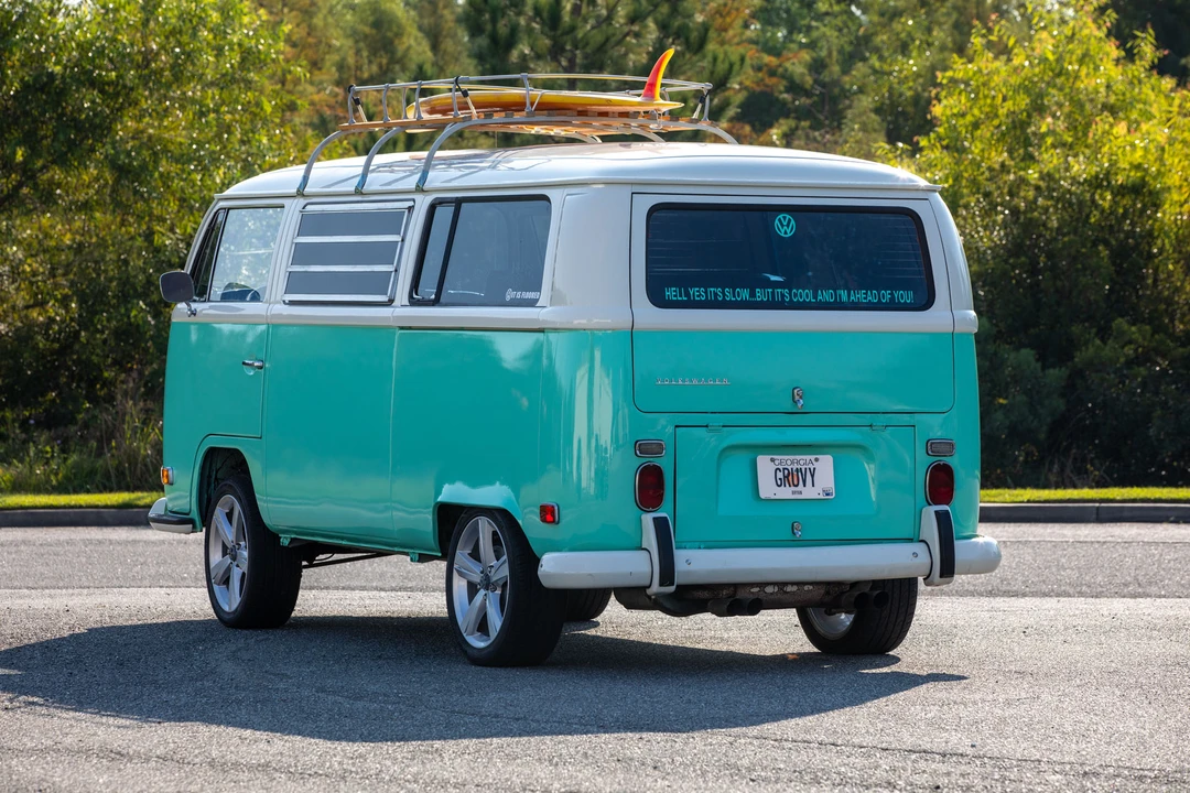 1971 Volkswagen Bay-Window Bus - Image 11 of 31