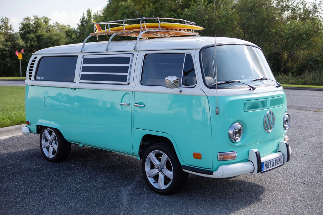 1971 Volkswagen Bay-Window Bus - Image 3 of 31