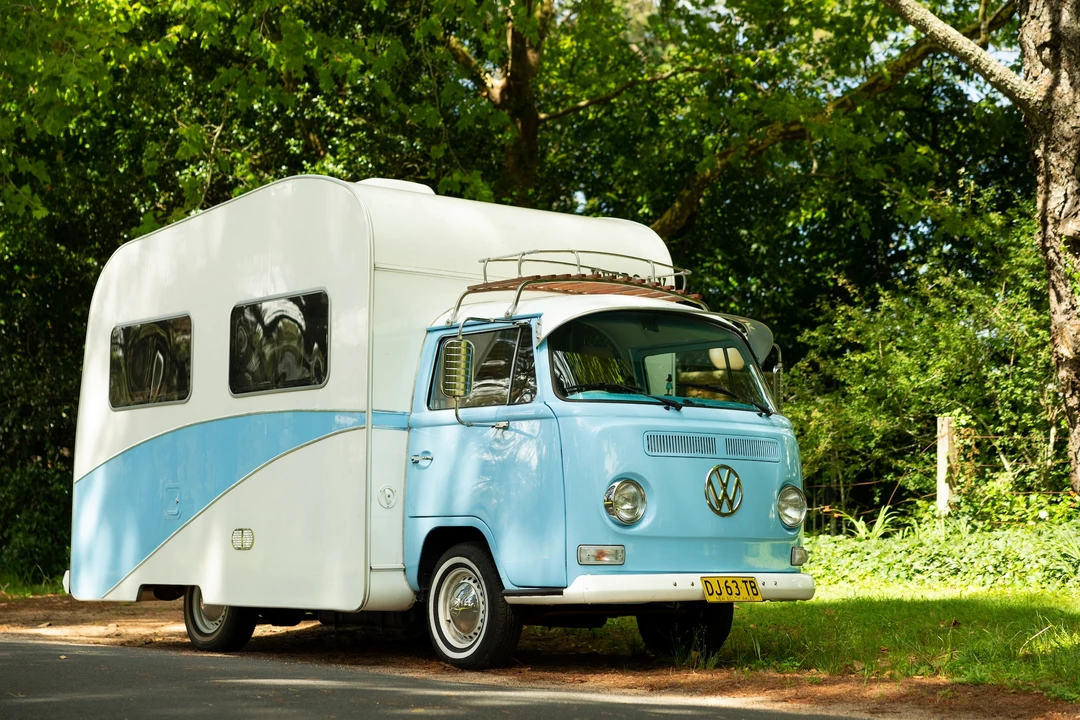 1971 Volkswagen Split-Window Bus - Image 10 of 31
