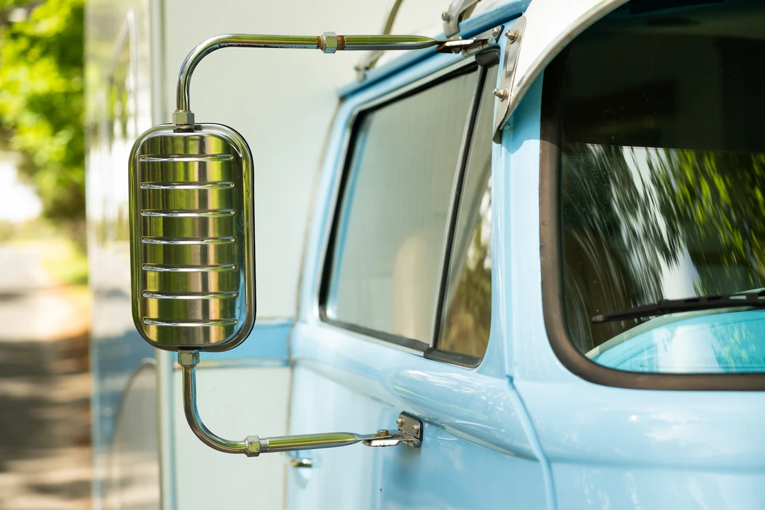 1971 Volkswagen Split-Window Bus - Image 29 of 31