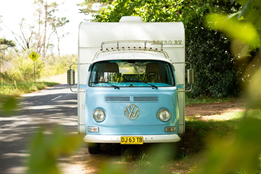 1971 Volkswagen Split-Window Bus - Image 3 of 31