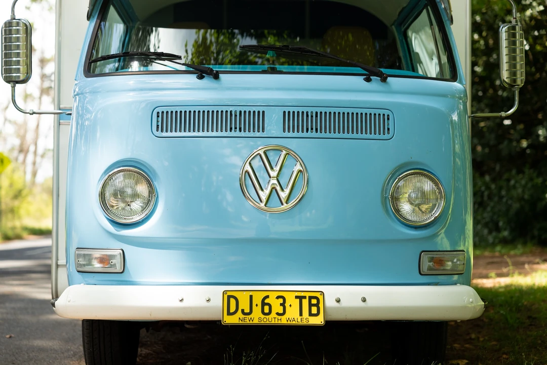 1971 Volkswagen Split-Window Bus - Image 17 of 31
