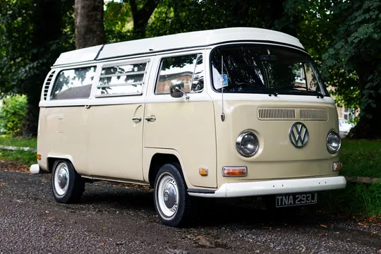 1971 Volkswagen Type 2 Westfalia Camper