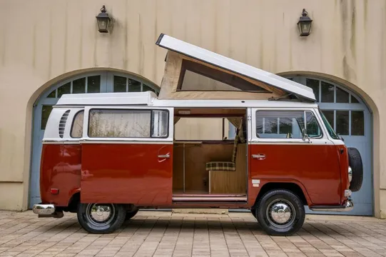 1971 Volkswagen Type 2 Westfalia