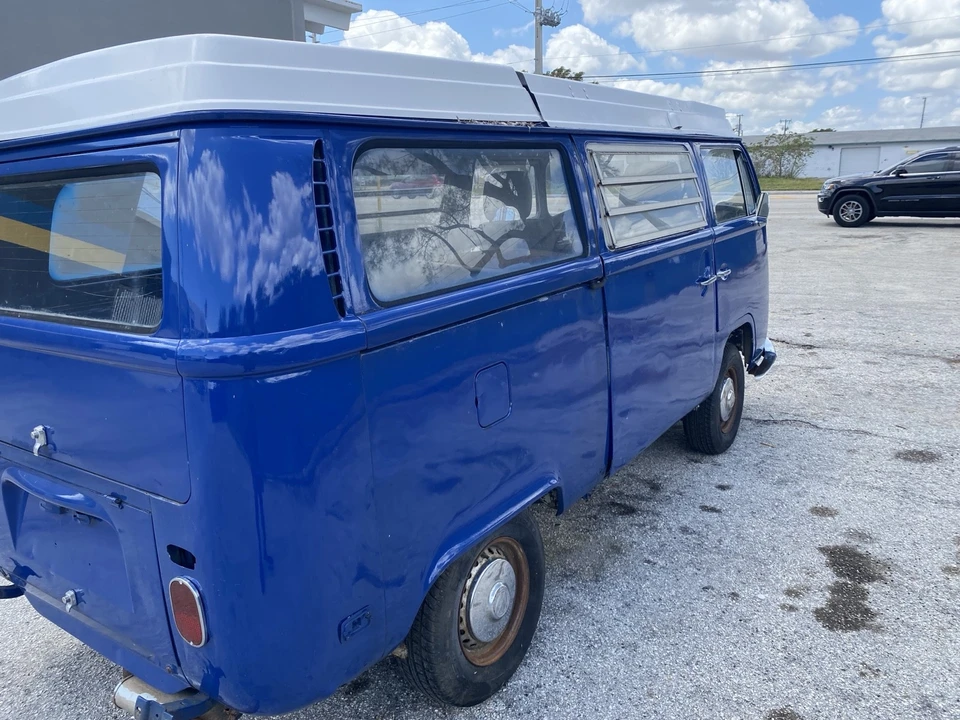 1971 Volkswagen Bay-Window Camper - Image 3 of 10