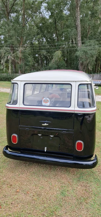 1971 Volkswagen Bay-Window Bus - Image 5 of 12