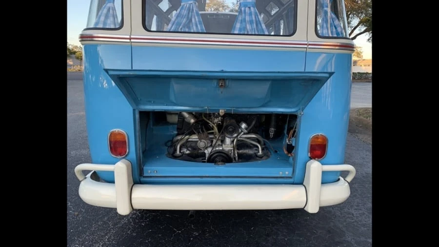 1971 Volkswagen Bay-Window Bus - Image 9 of 19