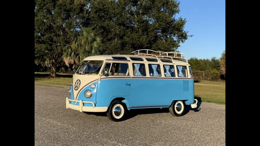 1971 Volkswagen Bay-Window Bus - Image 19 of 19