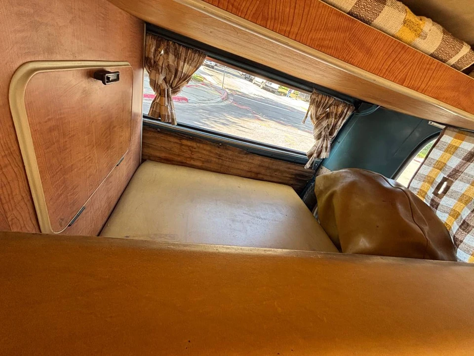 1971 Volkswagen Bay-Window Camper - Image 11 of 24