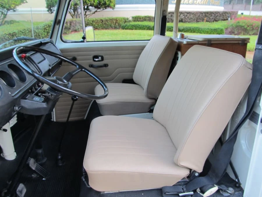 1971 Volkswagen Bay-Window Camper - Image 7 of 8